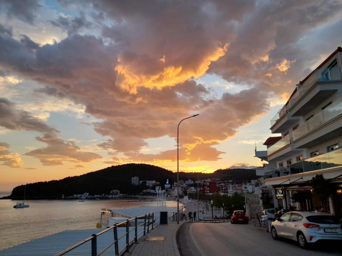 Rooms By The Sea Himare Exterior foto