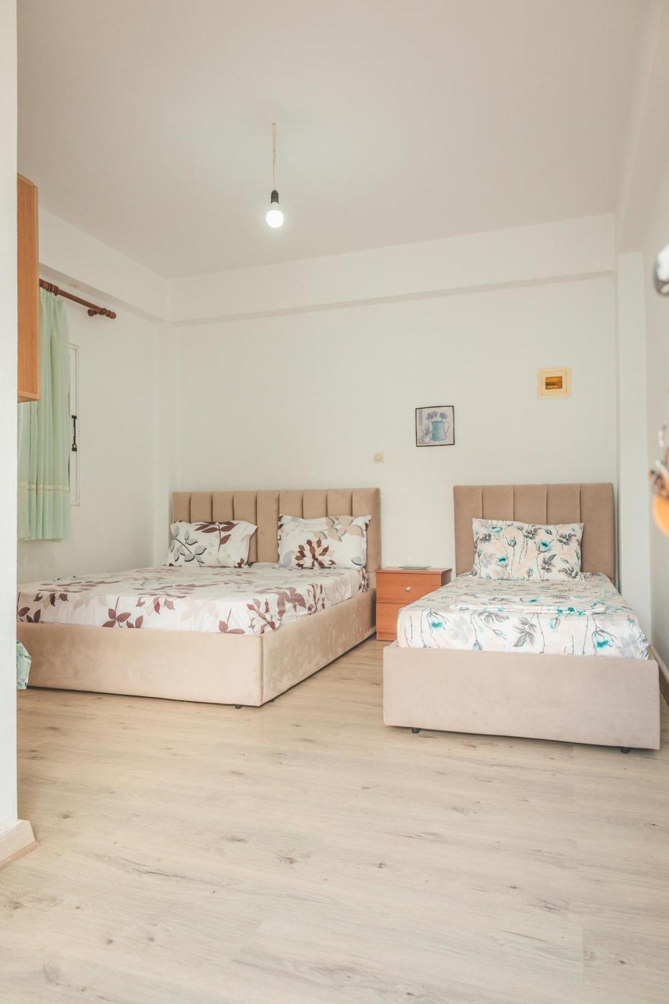 Rooms By The Sea Himare Exterior foto